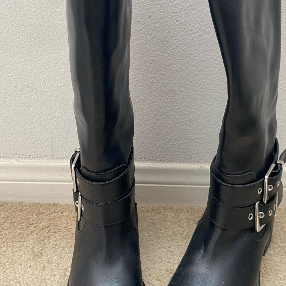 Elegant Black Heeled Boots with Silver Hardware